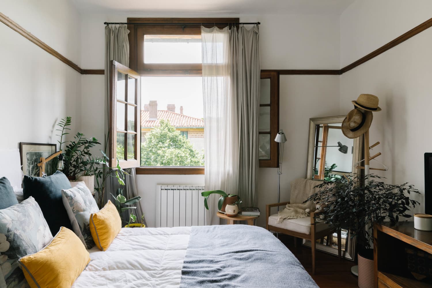 24 Luxurious Gifts from Parachute That Will Make Anyone Feel Extra